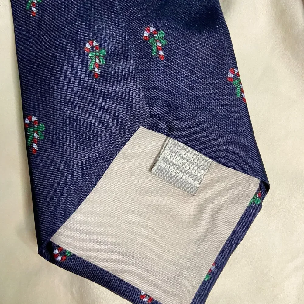 #7908 MERVINS MENS COLLECTION BLUE CANDY CANE NECKTIE 3.5 X 56 POLYESTER VTG